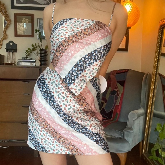 Silky Multi-Pattern Set - Picture 4 of 5